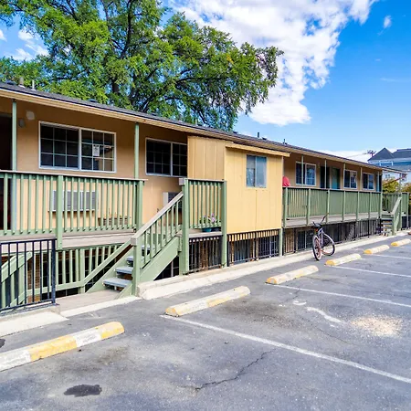 Budget Inn-2
