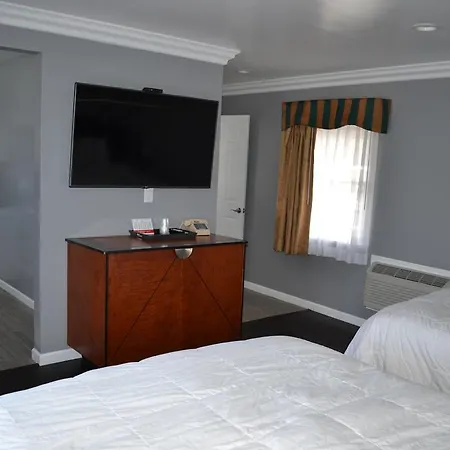 Rex Motel-2