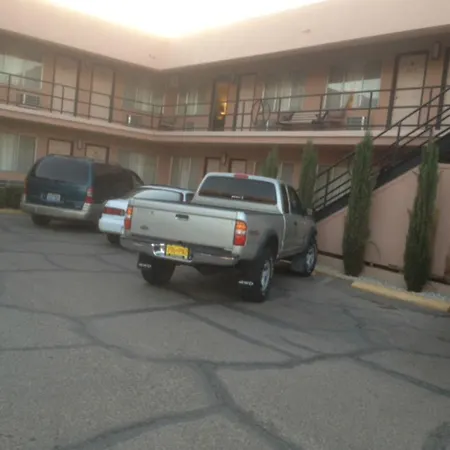 Economy Inn Alamogordo-3