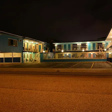 Royal Court Motel-2