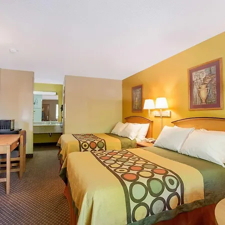 Super 8 By Wyndham Charlotte Downtown Area-2