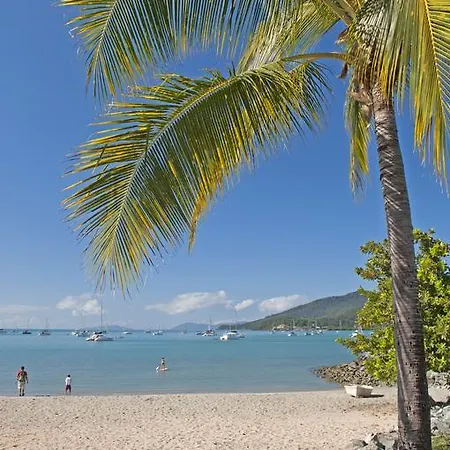 Colonial Court Beachfront Motel & Holiday Stay-2
