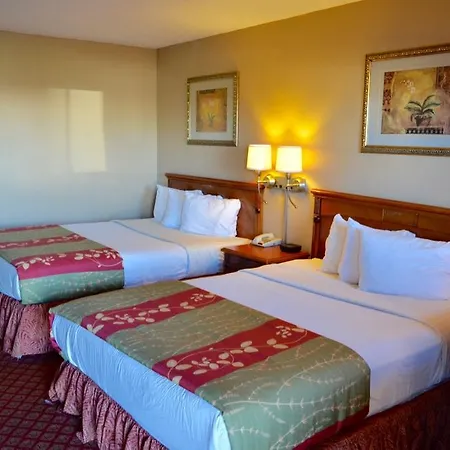 Americas Best Value Inn Crosstimbers-3