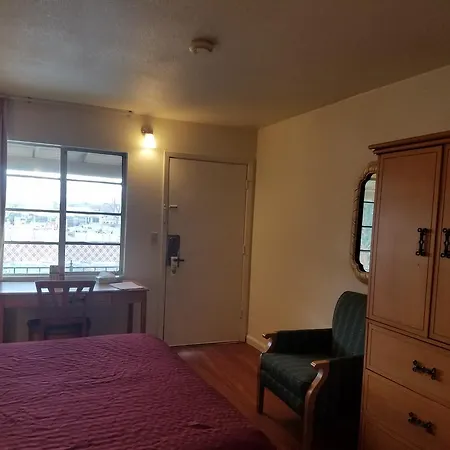 Americas Best Value Inn Holbrook-2