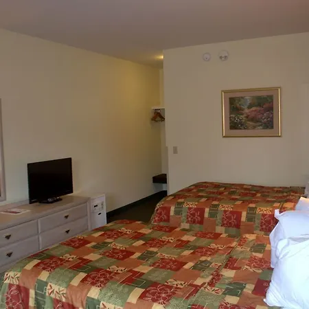 Budget Host Inn Sandusky-2