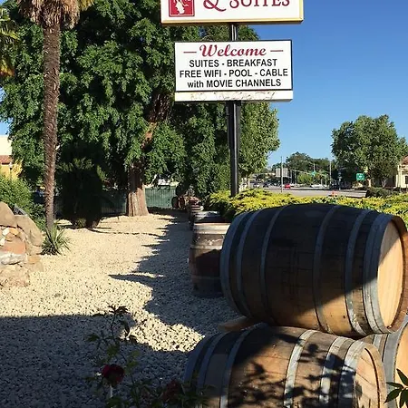 Vino Inn & Suites-2