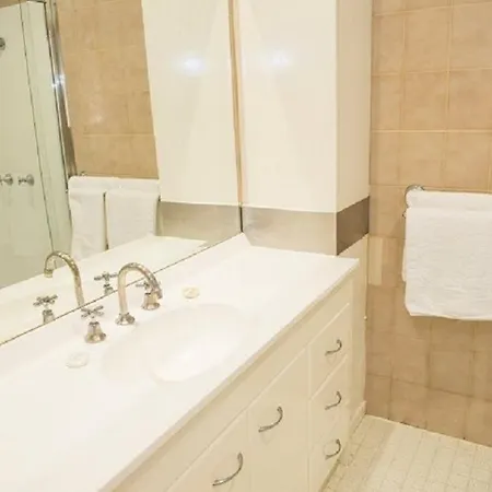 Garden City Motor Inn-2