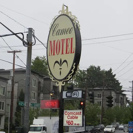 Cameo Motel - Portland-3