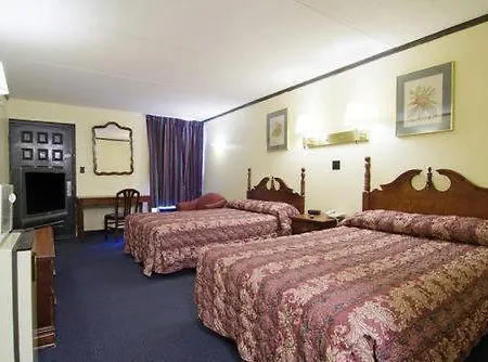 Budget Inn Charlotte-3