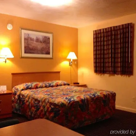 Scottish Inn - Okeechobee-2