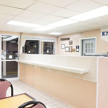 Bradbury Inn & Suites-3