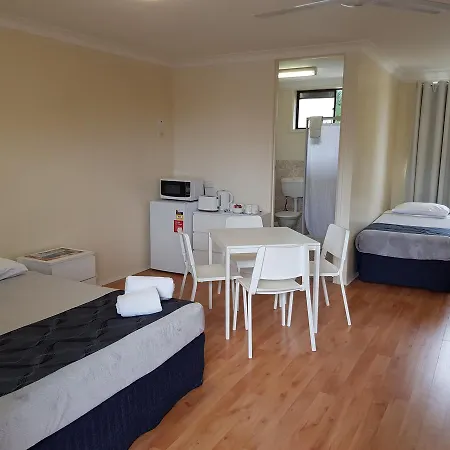 Sundale Motel-2