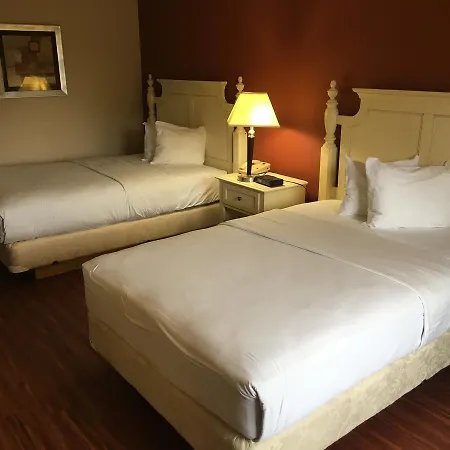 Lumberton Inn-3