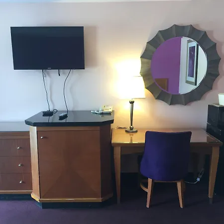 Scottish Inns Albany-2