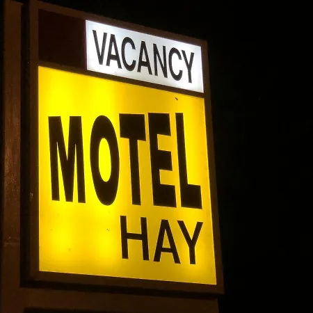 Outback Quarters Motel Hay And Restaurant-2