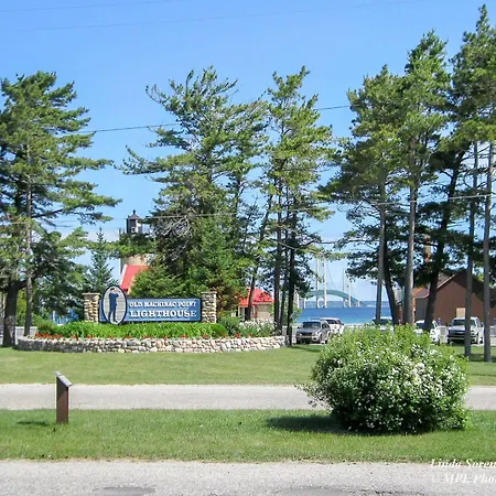 Lighthouse View Motel-3