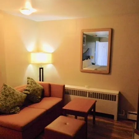 American Plaza Motel-2