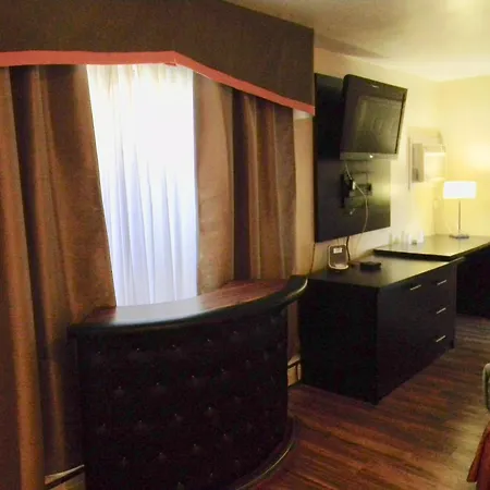 American Plaza Motel-3