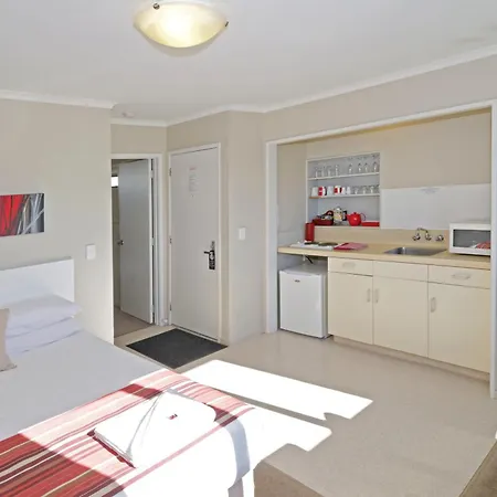 Airport Harbour Motel-3