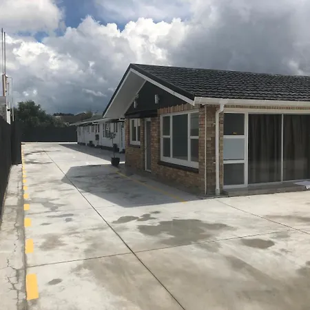 Rob Roy Motel-2