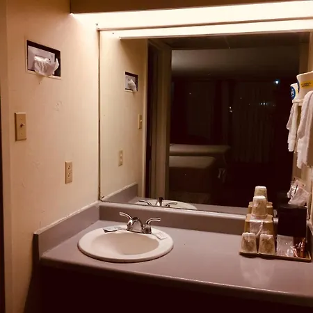 Cheshire Motor Inn-2