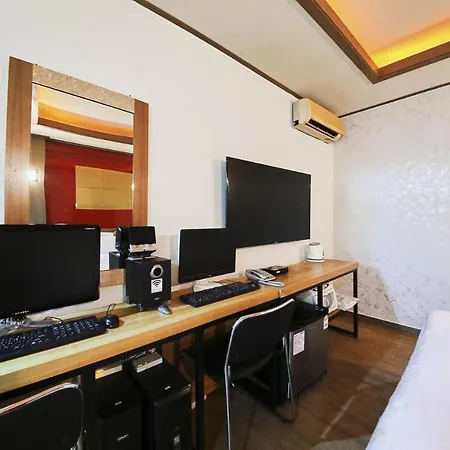 K2 Motel-2