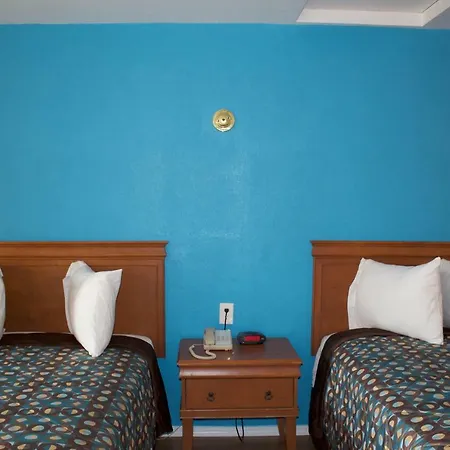 Vagabond Inn Buttonwillow I-5 Exit 253-2