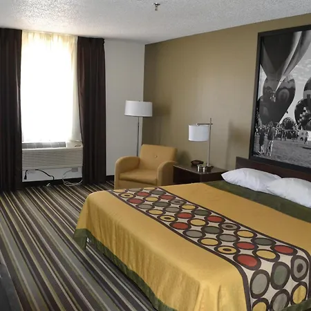 Super 8 By Wyndham Roswell-3