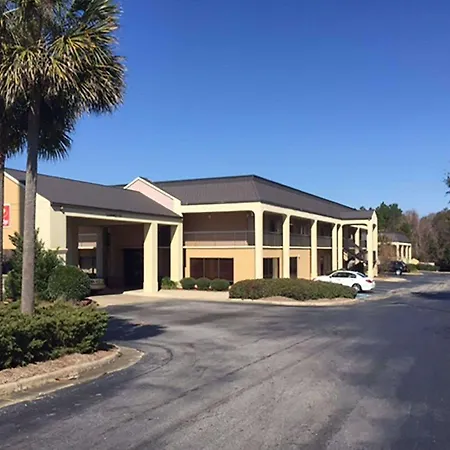 Econo Lodge Cordele-3
