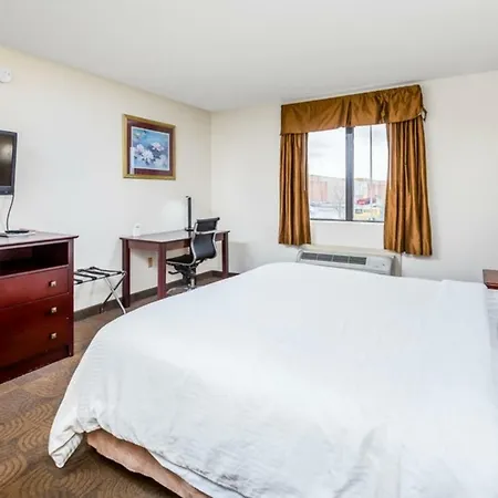 Regency Inn & Suites Biloxi-2