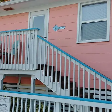 The Holiday Court Villas And Suites-2