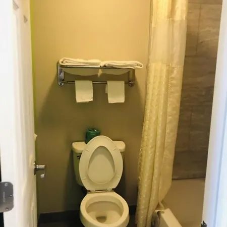 Flamingo Beach Inn-2