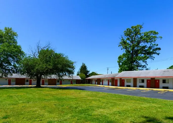 Oaks Motel Greensboro Nc