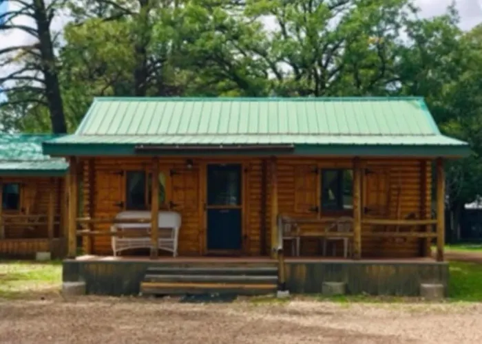 Cabin: Double B Lodge