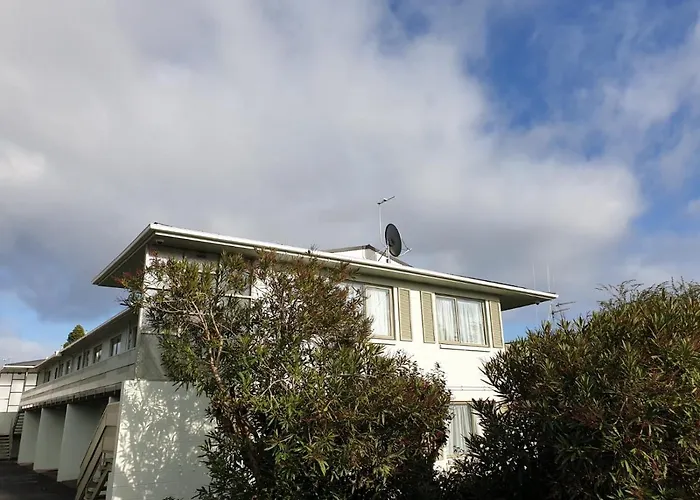 Apartment: Victoria Apartments