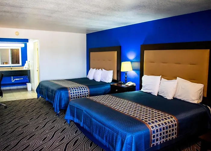Cheap hotel: Blue Jay Inn & Suites