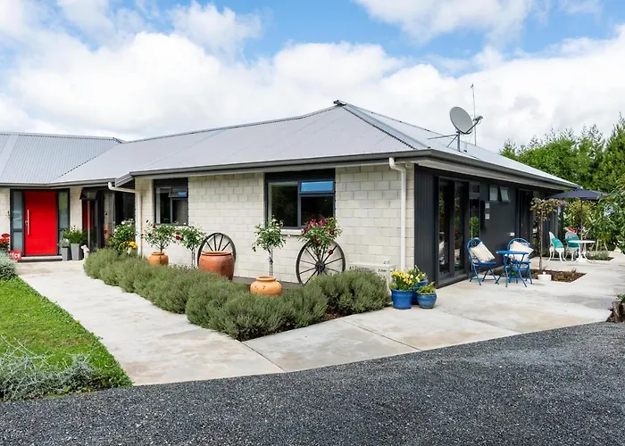Hotels With Four Stars Glenbervie