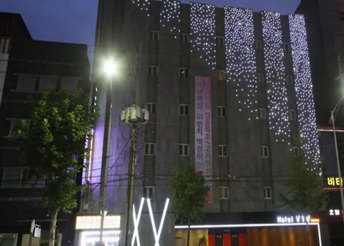 Viv Classic Tourist Hotel