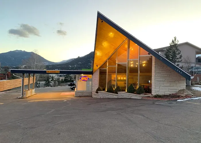Pool Villa: Coyote Mountain Lodge