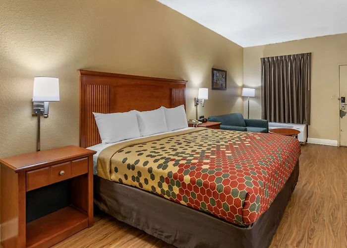 Hotel near College: Econo Lodge Cordele