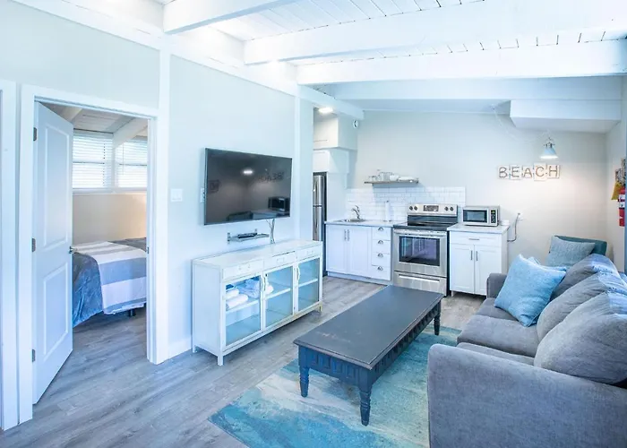2Br Boutique Suite #8