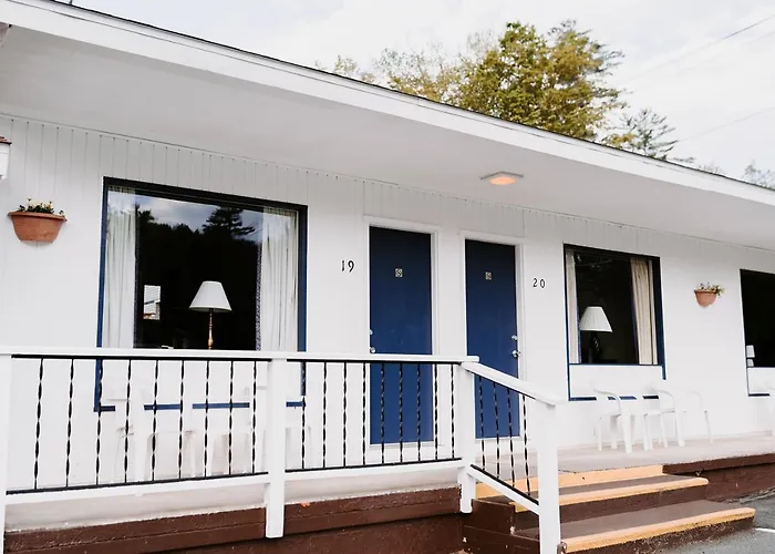 Blue Moon Motel