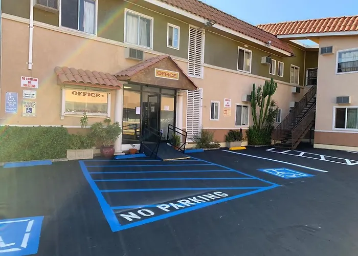 Encore Inn Inglewood