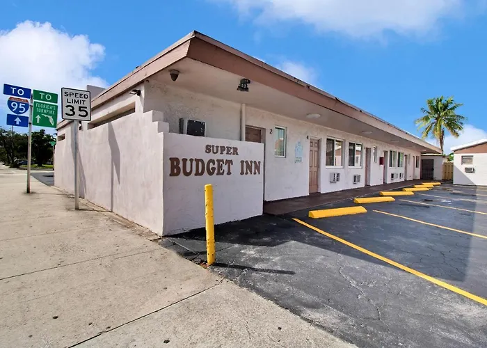 Super Budget Inn
