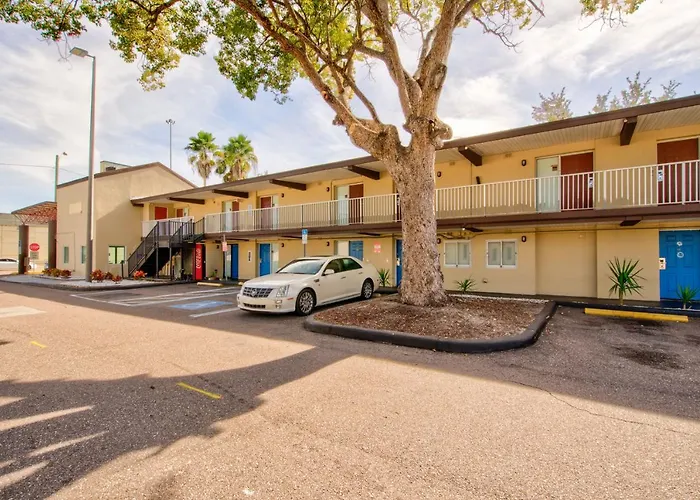 Clearwater Hotel