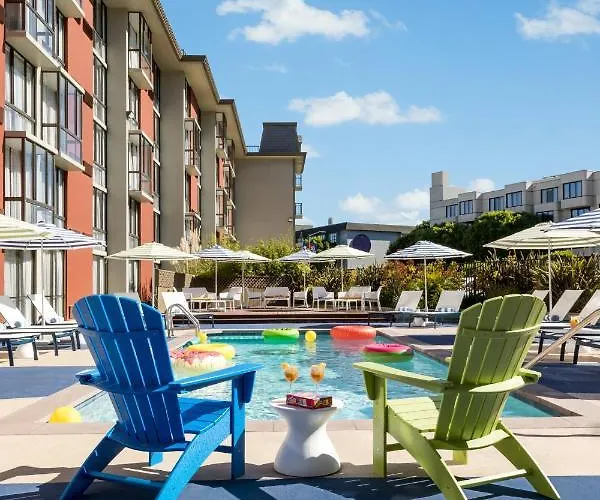 Hotel nahe College: Hotel Caza