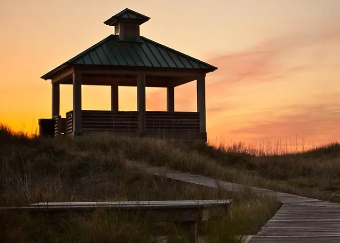 Pets Allowed Hotel Shutters On The Banks