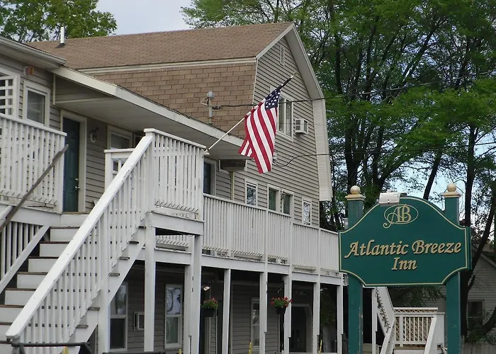 Resort: Atlantic Breeze Inn