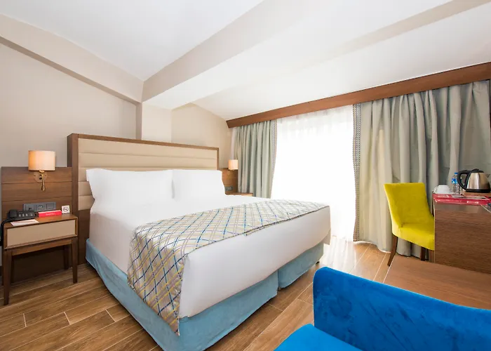  Ramada Plaza Antalya
