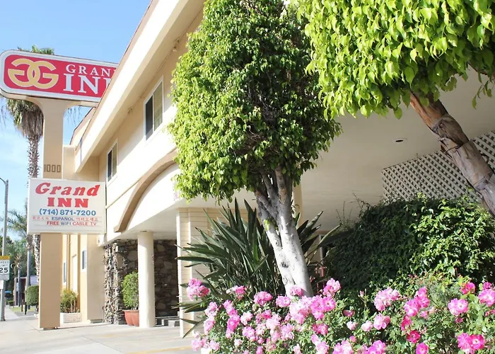 Beach hotel: Grand Inn
